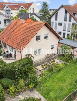 Freistehendes Einfamilienhaus in familienfreundlicher Wohnlage - Groß Gerau