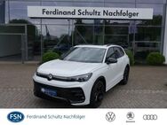 VW Tiguan, 2.0 l TDI R-Line MATRX, Jahr 2024 - Rostock