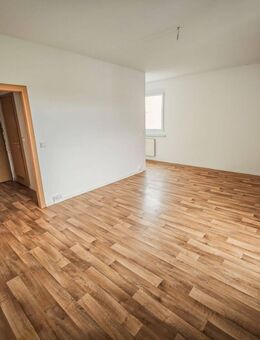 Gemütliche 1-Zimmer-Wohnung mit Balkon und Badewanne! - Plauen