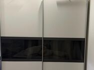 Stauraumbett und Kleiderschrank (auch einzeln) - Ennepetal (Stadt der Kluterhöhle)