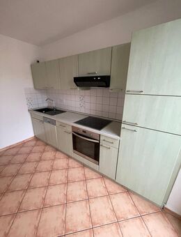 grOßzÜgiGe WohNunG- MIT Balkon - Chemnitz