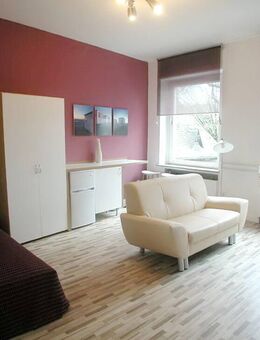 FLATmix.de / Modern möbliertes Zimmer in Stadtmitte mit Blick ins Grüne - Paderborn