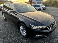 VW Passat Variant, 1.5 TSI Business PDCvo hi Abstandstempomat Front Android-Auto Notrufsystem, Jahr 2019 - Boxberg (Baden-Württemberg)