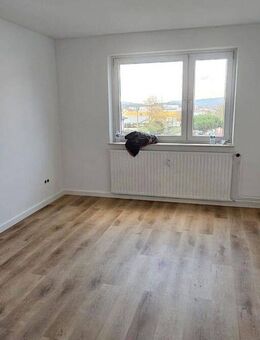 Tolle 2 ZKB Wohnung in ruhiger Lage in Eisenberg - Eisenberg (Pfalz)