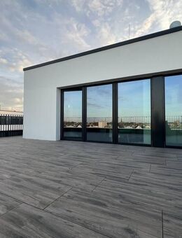 Penthouse - Campo Living - Südseite Hauptbahnhof - Dachterrasse - KfW Effizienzhaus 55 - Rostock