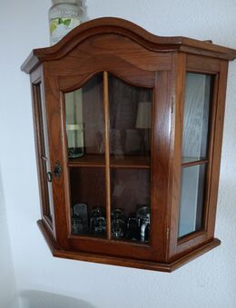 Rustikales Hängeschränkchen - Velbert