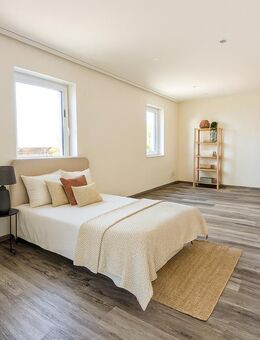 Traumhafte Wohnung mit Garten & Terrasse | Fußbodenheizung | Dusche & Wanne | Hochwertig saniert! - Schönwölkau