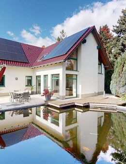 Bestensee: modernes freistehendes Architektenhaus mit Kamin, Sauna und Photovoltaik - Bestensee