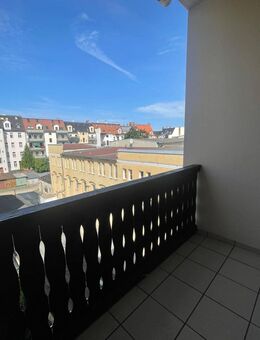 Tolle 2 RWE mit Einbauküche und Balkon - ab sofort bezugsfrei! - Görlitz