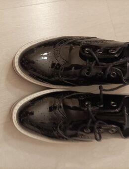 Neuwertige sportliche Damen - Schuhe - Bochum
