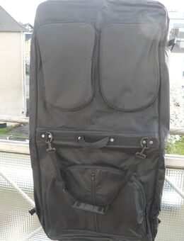 Anzugtasche für 3 Anzüge, mit 6 Reißverschlüssen - Remscheid