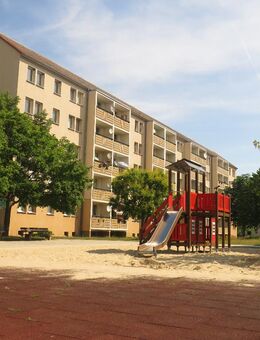 gerÃ¤umige 2 Raum-Wohnung mit Balkon - Sandersdorf Sandersdorf