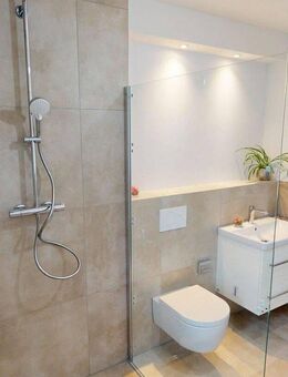 2 Zimmer mit Balkon, Tageslichtbad und PV-Anlage - Grevenbroich