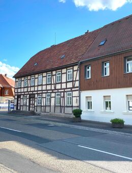 Fachwerkhaus mit 3 Wohnungen und Gewerbe - Weißenborn (Erzgebirge)