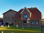 Vermietetes Mehrfamilienhaus mit 7 Wohnungen, 1 Appartement und großer Lagerfläche - Geltorf