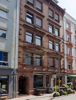 Reserviert! Helle Dachgeschosswohnung mit Altbaucharme im beliebten Brückenviertel - Frankfurt (Main)