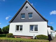Geräumiges Einfamilienhaus auf großem Grundstück in Cuxhaven zu verkaufen. - Cuxhaven