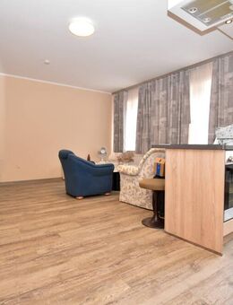 1-Zimmer-Wohnung mit Pantry-Küche und PKW-Stellplatz im Herzen von Friesoythe - Friesoythe