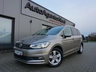 VW Touran, Highline, Jahr 2017 - Großenkneten