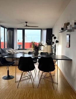 Südstadtpark Fürth: attraktive, helle und moderne sowie teilmöblierte 5-Zimmer-Maisonettewohnung mit Einbauküche und 2 Dachterrassen - Fürth