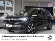 VW Tiguan, 2.0 l TDI Elegance, Jahr 2022 - Berlin