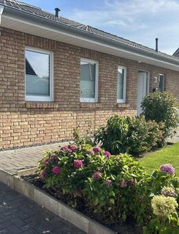 Bungalow 2016, 108qm, Nähe Ahrensburg von PRIVAT Doppelgarage + Carport - Todendorf
