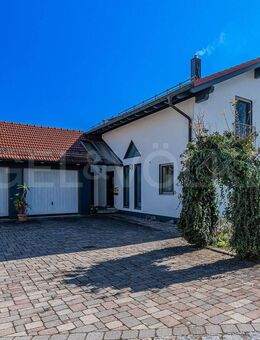 ENGEL & VÖLKERS - Charmantes Einfamilienhaus mit Gartenparadies in ruhiger Lage von Stammham - Stammham (Landkreis Altötting)