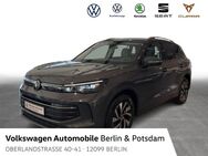 VW Tiguan, 1.5 eTSI NEWModell, Jahr 2024 - Berlin