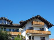 Herrlicher Blick in interessanter Ortsrandlage: 3 1/2 Zimmer-Eigentumswohnung in Aschau im Chiemgau: - Aschau (Chiemgau)