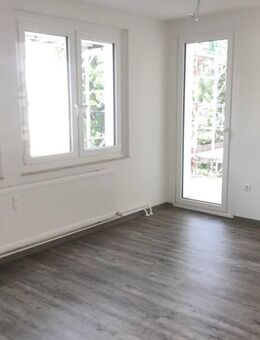 Hier findet jeder seinen Platz: praktische 4-Zi.-Wohnung - Bielefeld