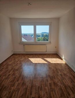 Helle 2 Raum-Wohnung mit Blick ins Grüne - Colditz
