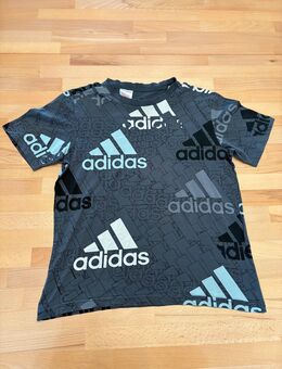 Kinder T-Shirt der Marke Adidas, Größe 152 - Wadgassen