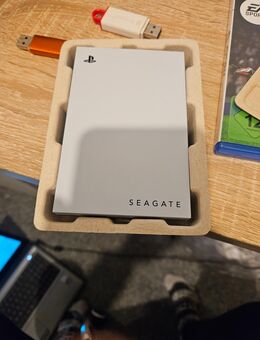 Play Station 2TB externe HDD-Festplatte - Greiz Zentrum