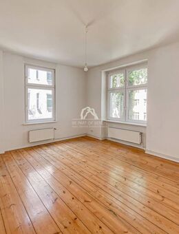 GROßZÜGIGE UND KLASSISCH SCHÖNE ALTBAUWOHNUNG IN ERSTKLASSIGER LAGE AM REUTERPLATZ! PROVISIONSFREI! - Berlin