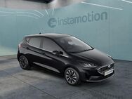 Ford Fiesta, Titanium Mild Hybrid Abstandstempomat Kollisionswarner Sitz-& Privacy-Glas, Jahr 2023 - München