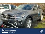 VW T-Roc, 1.0 TSI Style 116, Jahr 2022 - Herborn (Hessen)