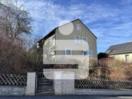 Hier wohnt man gerne: Große Familie willkommen! Einfamilienhaus mit ELW in Sulzbach-Rosenberg - Sulzbach-Rosenberg