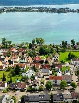 Großzügige Doppelhaushälfte mit Garten in ruhiger und See naher Lage von Allensbach - Allensbach