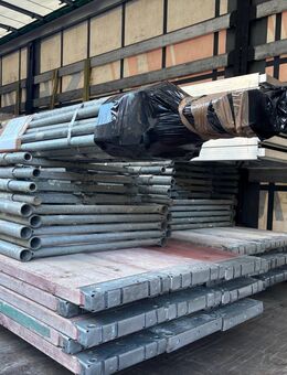 Verkaufe gebrauchtes Baugerüst für 65m2 Arbeitsfläche Robust - Leitergänge 2,50m NEU échafaudage d'occasion Thieme - Gerueste.de scaffolding new and used scaffolding sale and Transportation Thieme - Gerueste.de - Brandenburg (Havel)