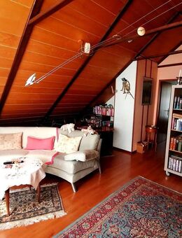 Einfamilienhaus mit attraktivem Ladenlokal in Homburg-Bruchhof - Homburg