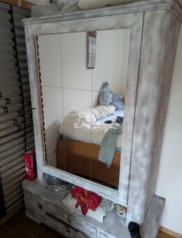 herrenkomme/ Schrank Vollholz 50 zigern - Minden (Nordrhein-Westfalen)