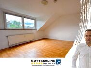 hochwertig sanierte 3 Zimmer Dachgeschoss Wohnung in guter Lage von Düsseldorf Eller - Düsseldorf