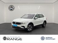 VW Tiguan, 1.5 MOVE, Jahr 2024 - Fritzlar