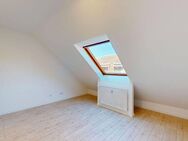 Zentral & Stilvoll: Frisch renovierte 1-Zimmerwohnung mit Tiefgaragenstellplatz in Karlsruhe - Karlsruhe