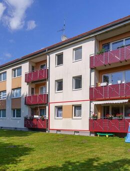 Freie 3,5 Zimmer Eigentumswohnung im Erdgeschoss mit Balkon - Eutin