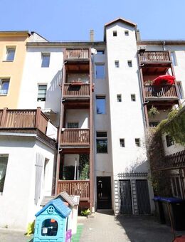 Gepflegtes Mehrfamilienhaus mit 8 Wohnungen in attraktiver Lage von Meißen-Rauhental - Meißen