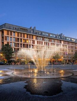 Außergewöhnliche 3 Zimmerwohnung mit zwei hochwertigen Bädern und großzügigen Balkonen - Frankfurt (Main)
