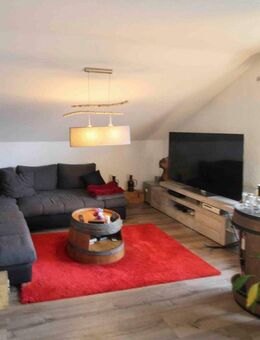 Sofort wohlfühlen: Moderne 2-Zimmer-DG-Wohnung in Sinzheim-Kartung mit Stellplatz - Sinzheim