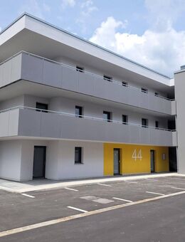 Moderne 2-Zimmer-Neubauwohnung mit Balkon - Kümmersbruck