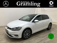 VW Golf VII 1.5 TSI Highline *Navi*LED*Kamera*Pano* - Mosbach